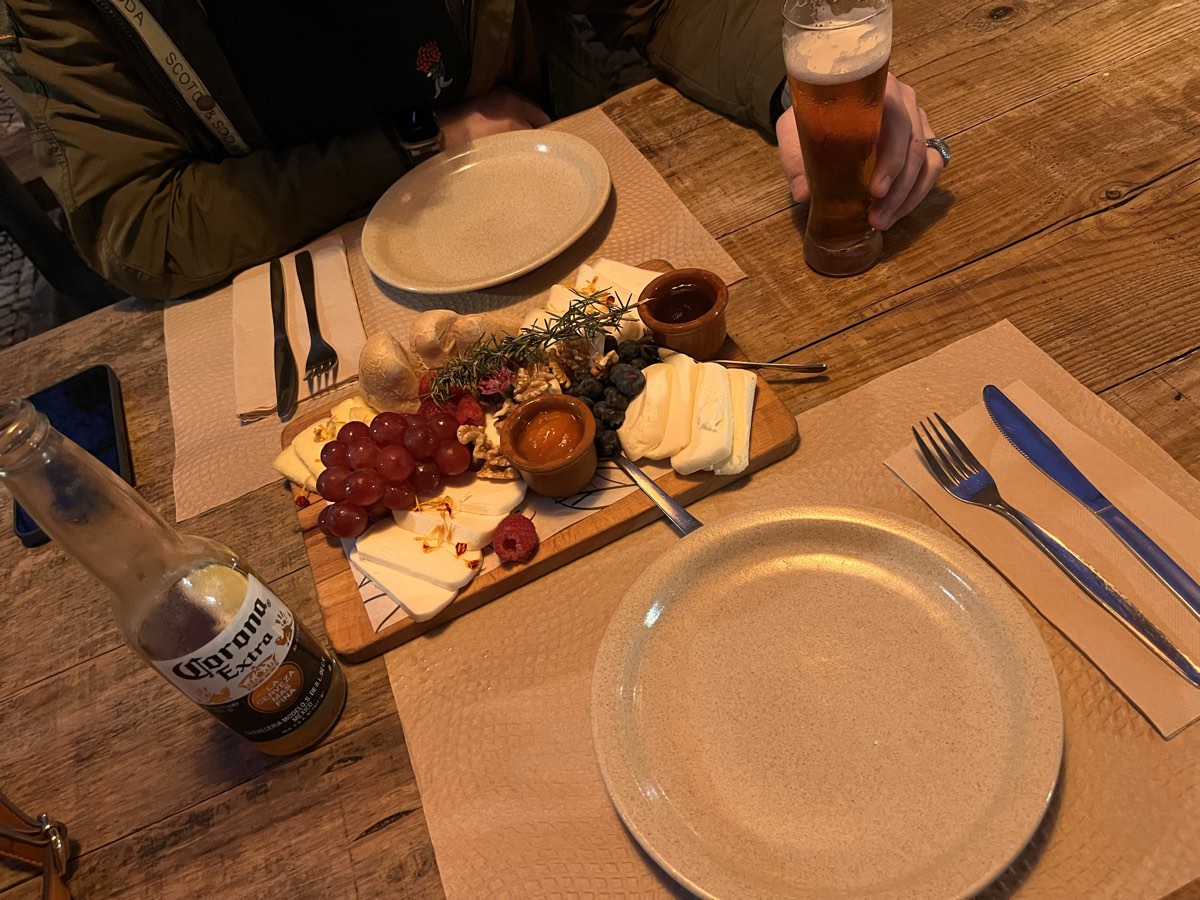 Planche de fromages à LX Factory